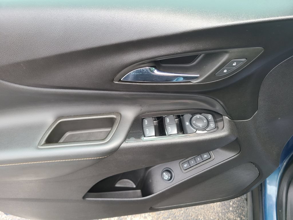 Used 2024 Chevrolet Equinox Premier AWD/4WD image 20