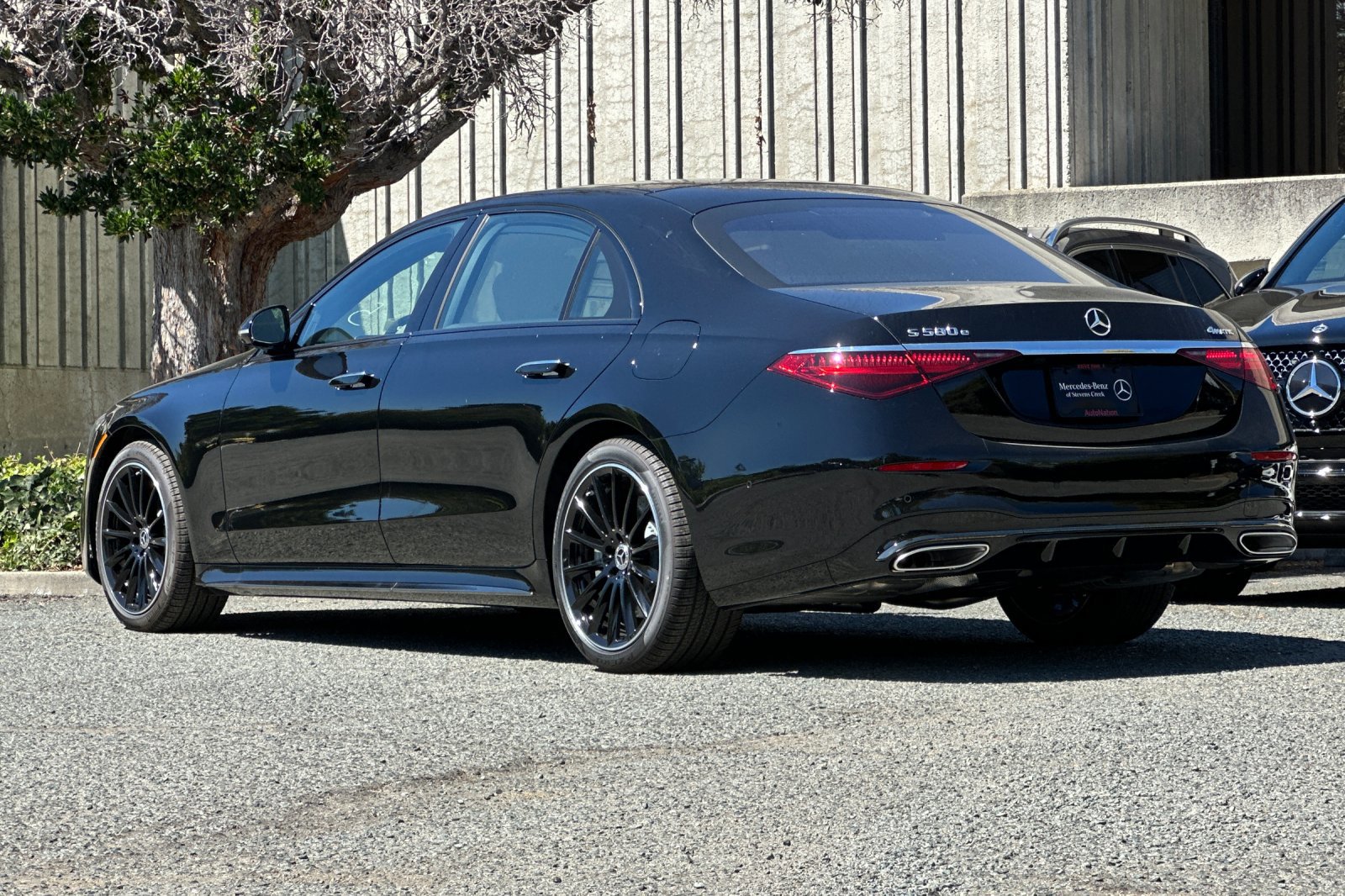 New 2025 Mercedes-Benz S 580e 4MATIC Sedan image 4