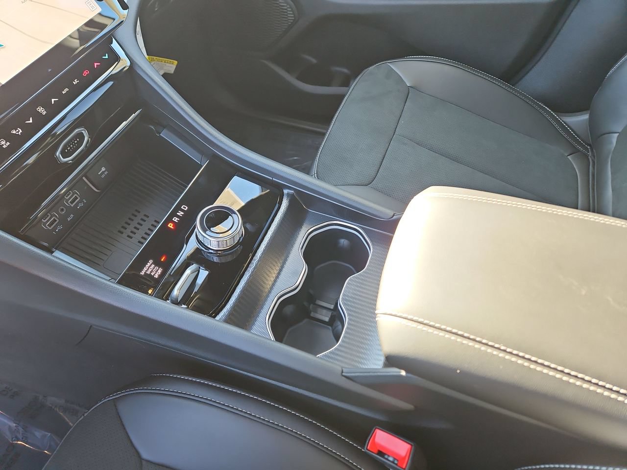 New 2026 Jeep Grand Cherokee Altitude AWD/4WD image 31