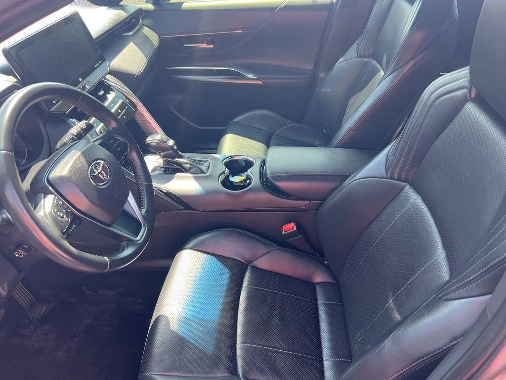 Used 2021 Toyota Venza Limited w/ Advanced Technology Package image 15