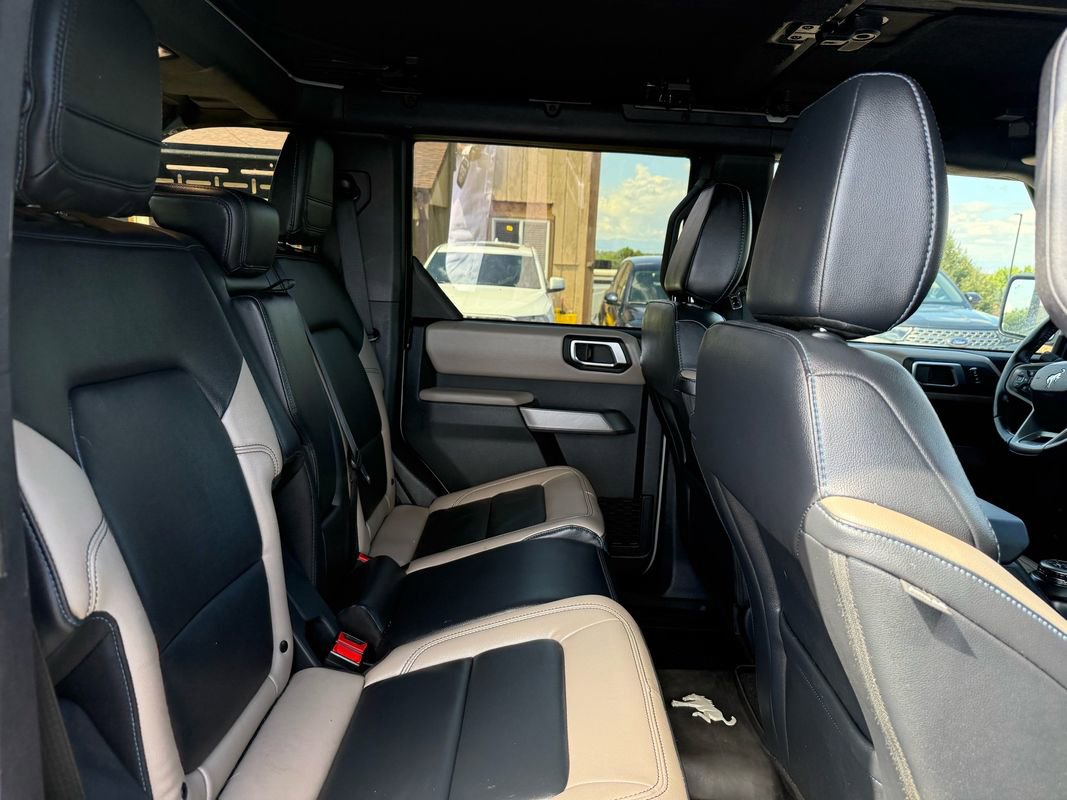 Used 2023 Ford Bronco Wildtrak image 27
