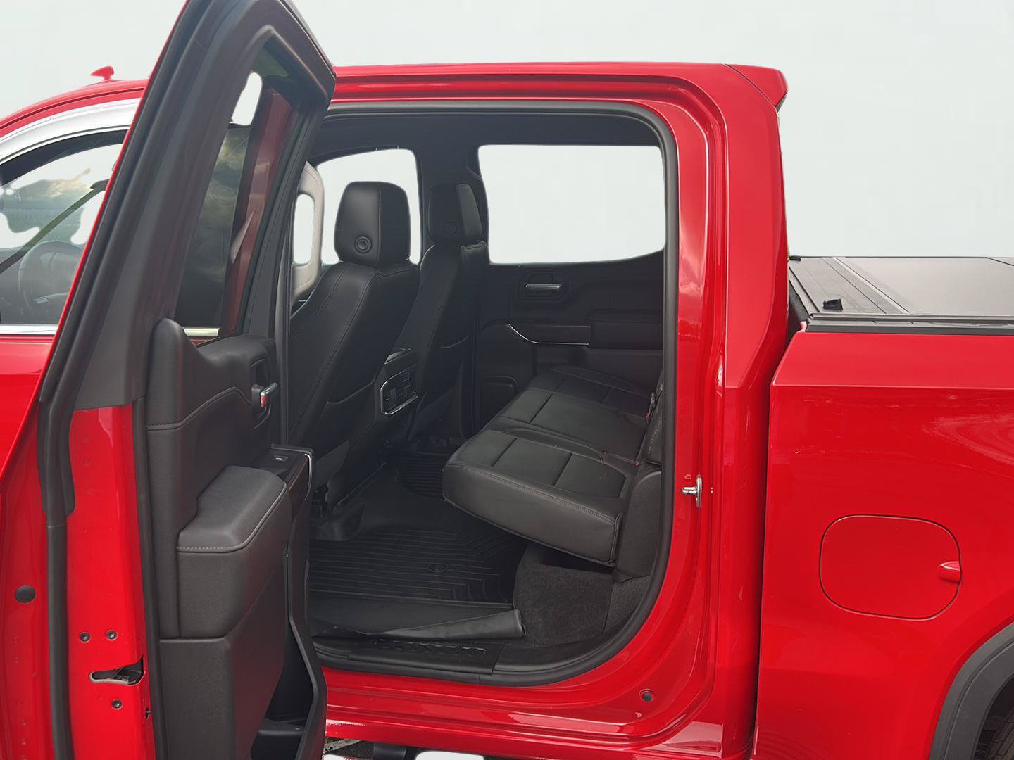 Certified 2019 GMC Sierra 1500 SLT w/ SLT Premium Plus Package AWD/4WD image 18