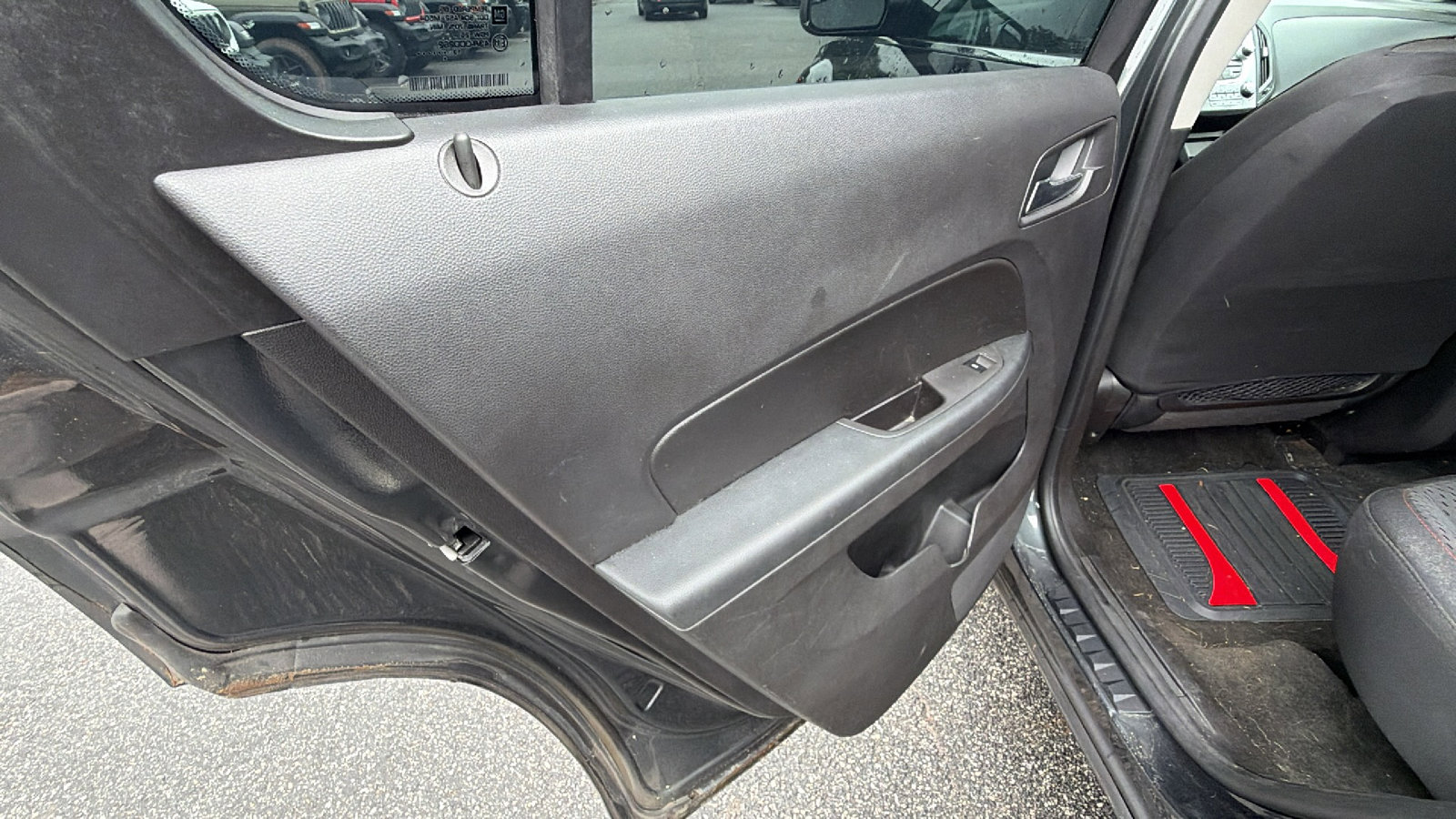 Used 2014 Chevrolet Equinox LS FWD image 22