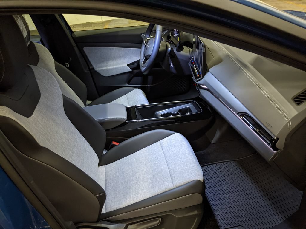New 2026 Volkswagen ID.4 Pro RWD image 21