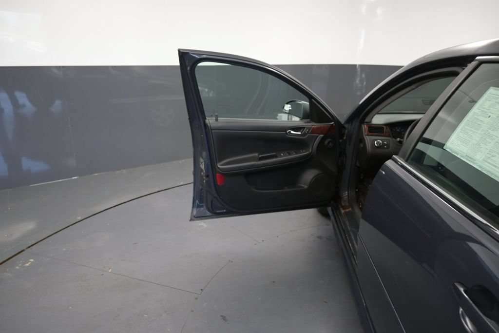 Used 2009 Chevrolet Impala LS FWD image 20