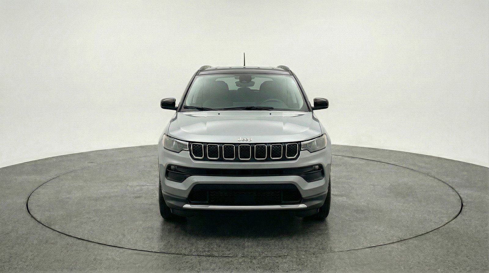 Used 2025 Jeep Compass Limited image 1