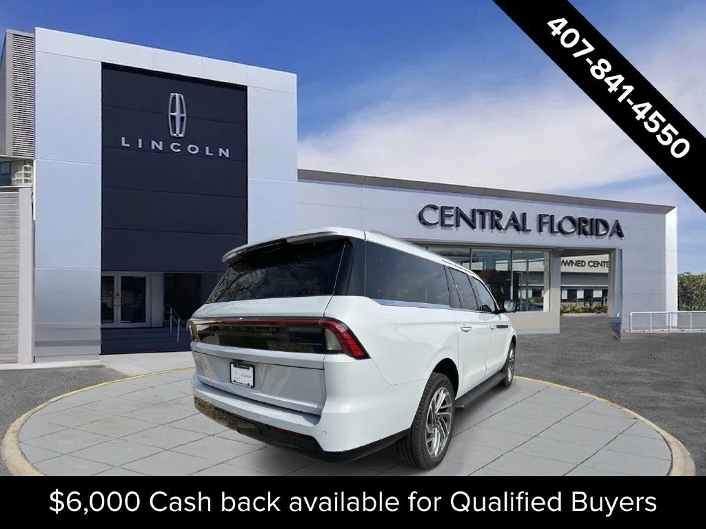 New 2026 Lincoln Navigator L Premier AWD/4WD image 3