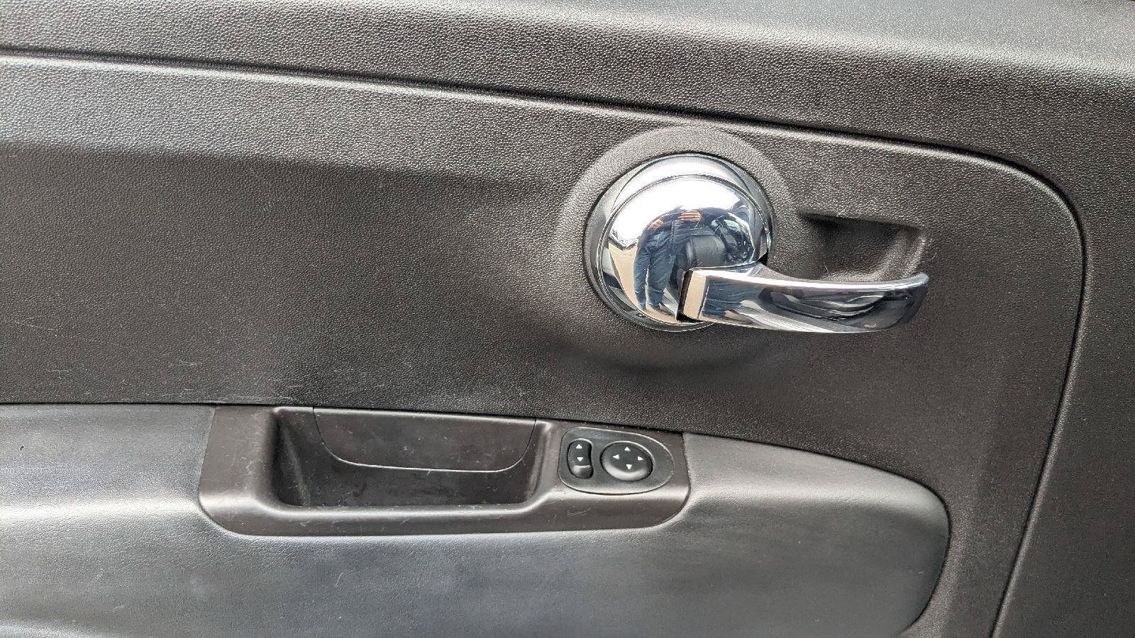 Used 2018 FIAT 500 e w/ Esport Package FWD image 13
