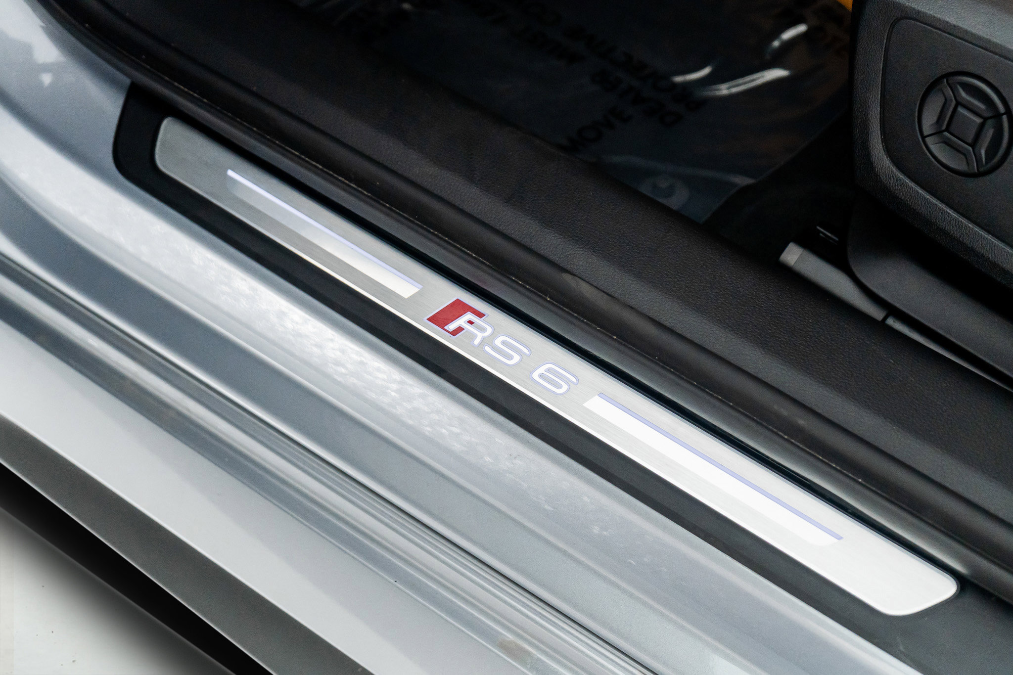 Used 2025 Audi RS 6 performance image 35