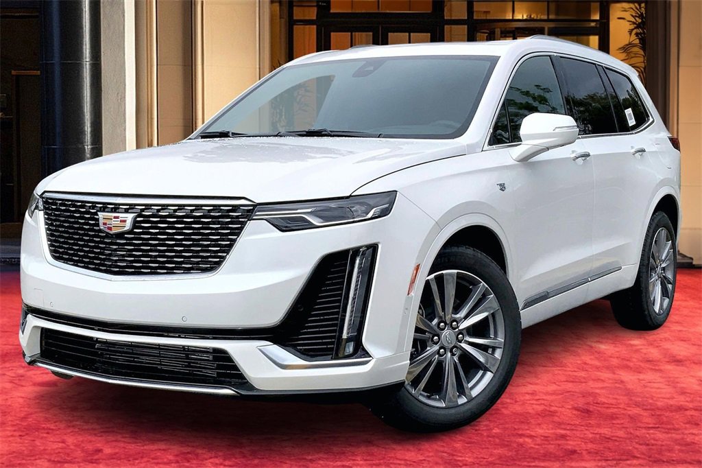 New 2025 Cadillac XT6 Premium Luxury w/ Technology Package