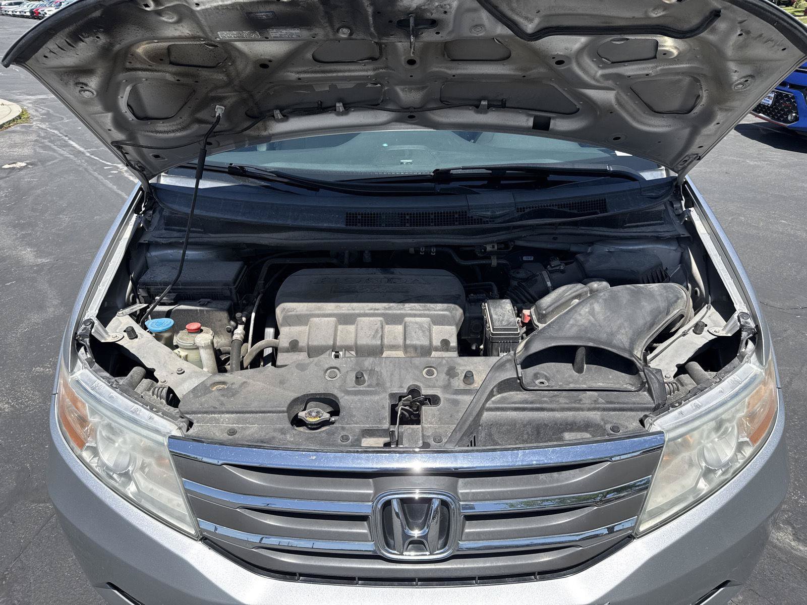 Used 2012 Honda Odyssey EX image 32