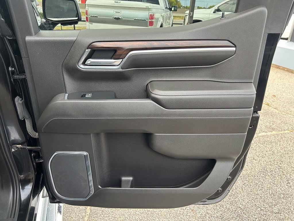 Used 2022 GMC Sierra 1500 SLT RWD image 15
