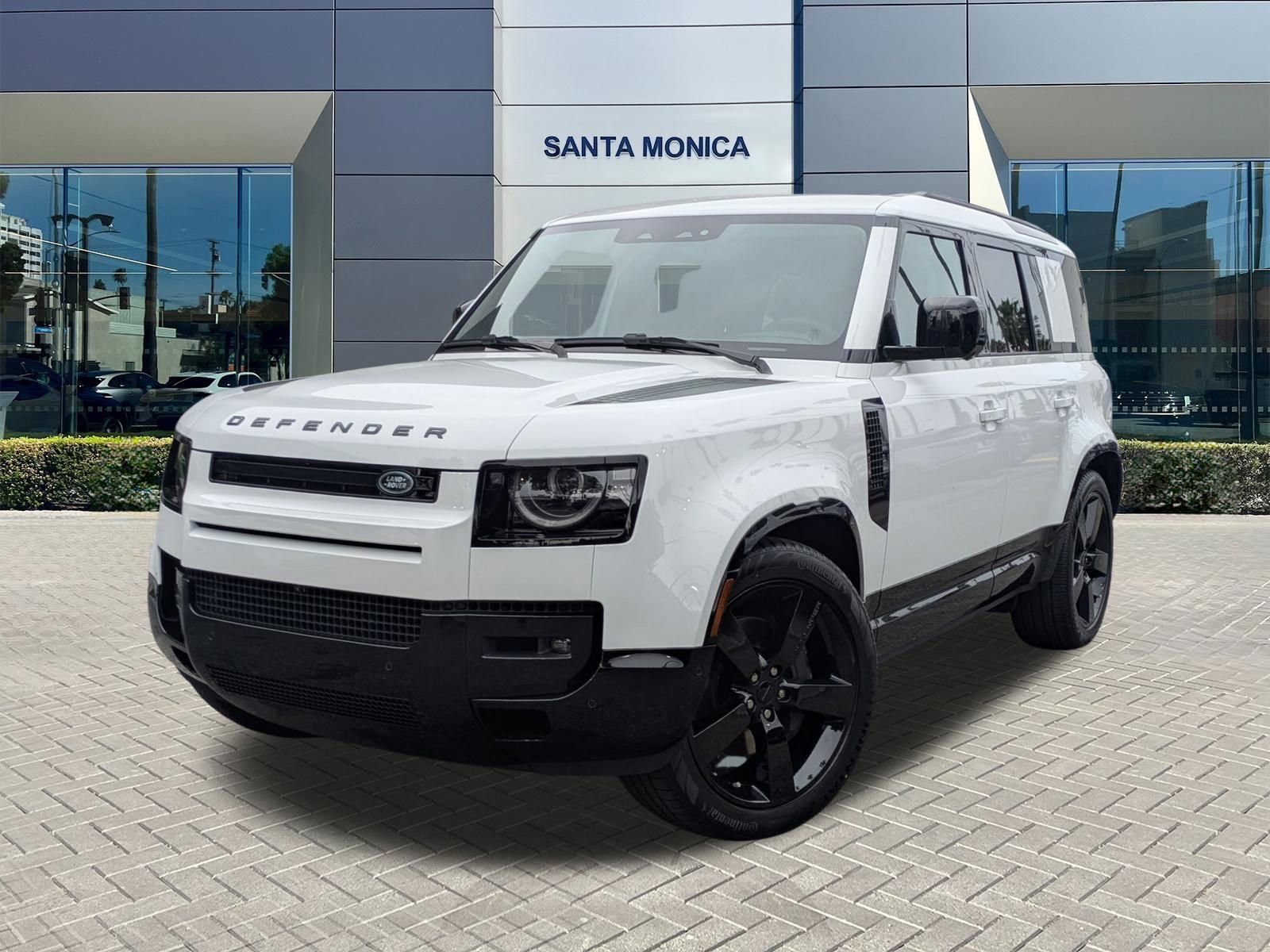 New 2026 Land Rover Defender 110 X-Dynamic SE image 1