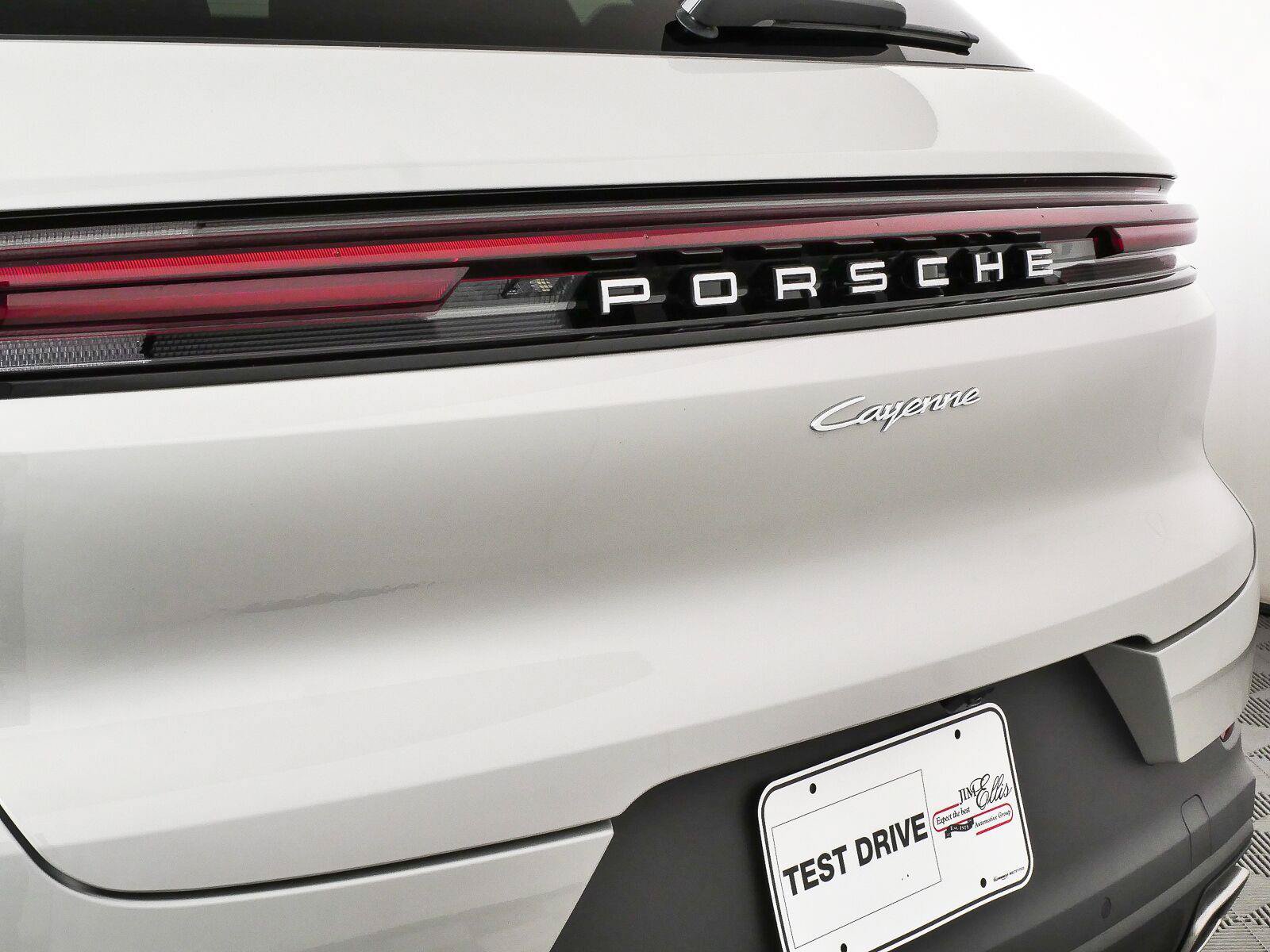 New 2026 Porsche Cayenne AWD/4WD image 37