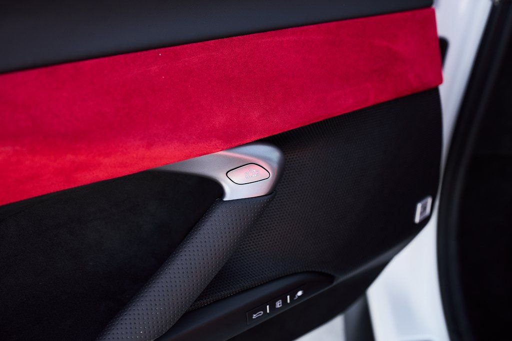 Used 2024 Ferrari 296 GTB image 38