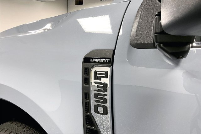 New 2027 Ford F350 Lariat w/ Lariat Ultimate Package AWD/4WD image 9