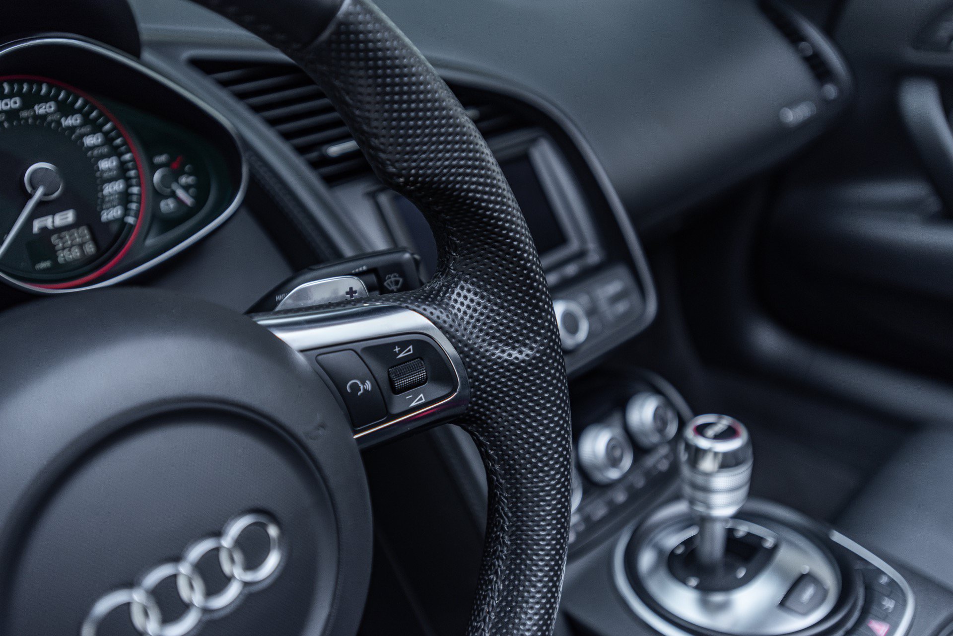 Used 2012 Audi R8 V10 AWD/4WD image 26