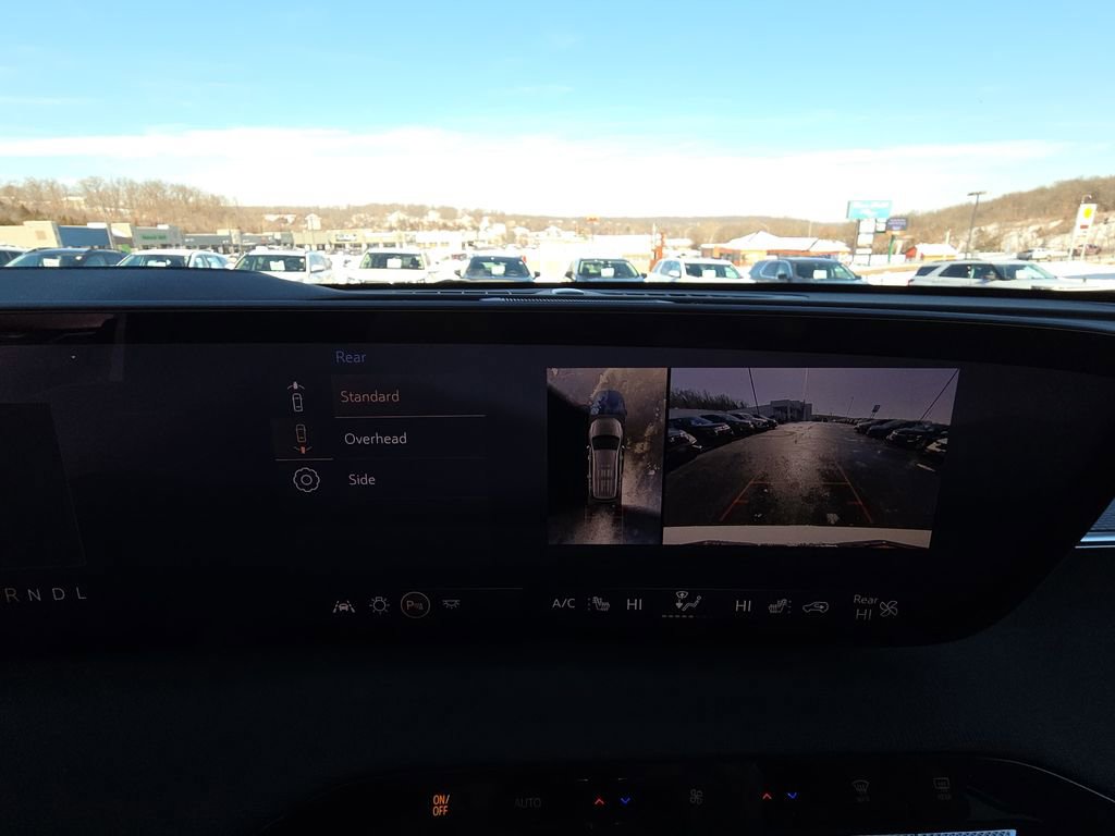 Used 2025 Buick Enclave Sport Touring image 22