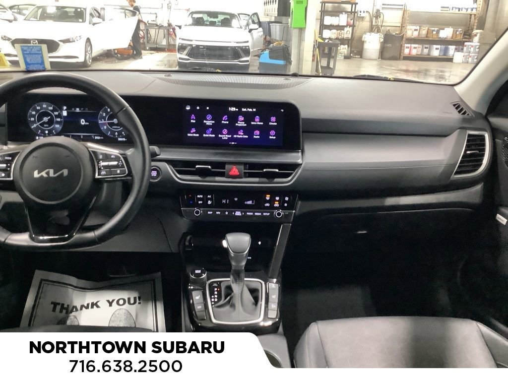 Used 2024 Kia Seltos SX image 3