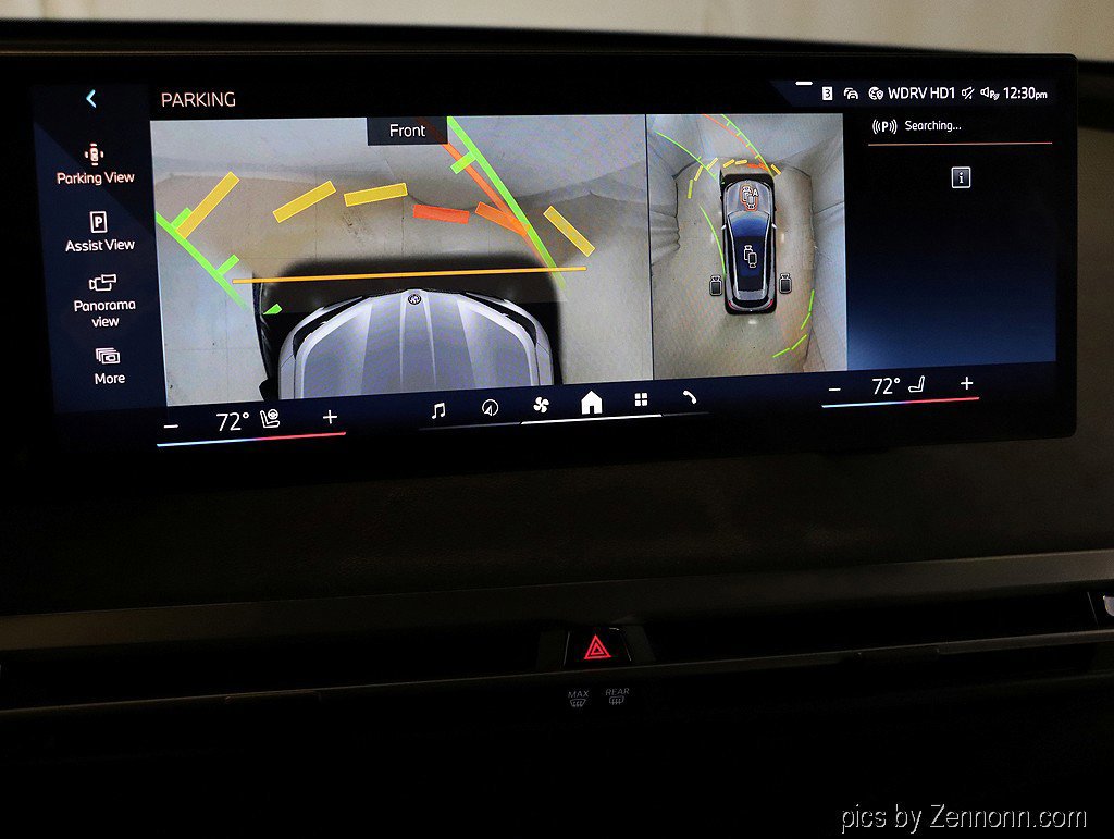 Used 2026 BMW iX xDrive60 image 21