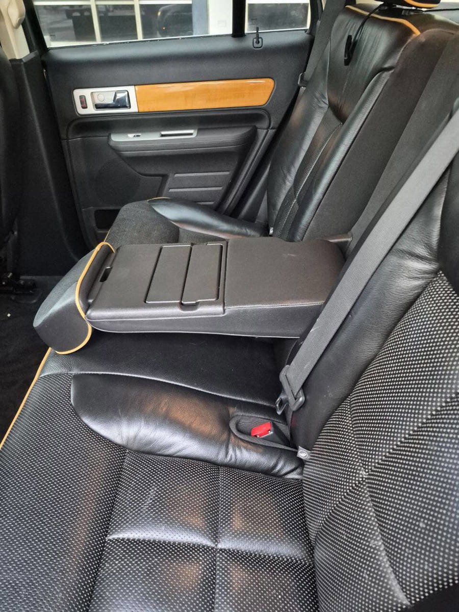 Used 2010 Lincoln MKX AWD image 32