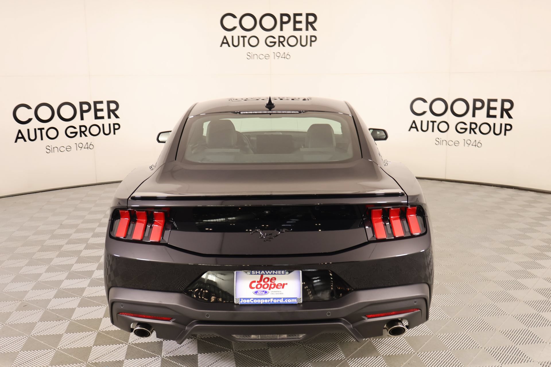 Used 2025 Ford Mustang Coupe RWD image 20