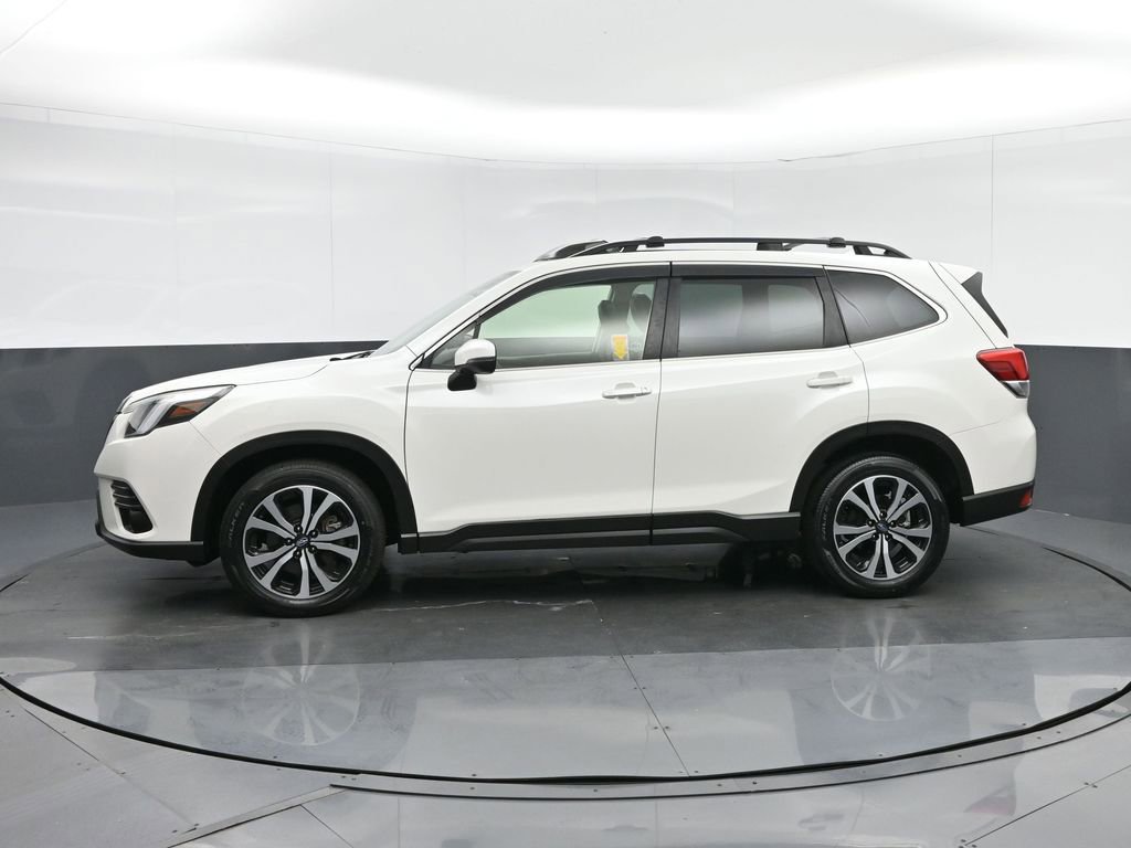 Used 2022 Subaru Forester Limited image 4