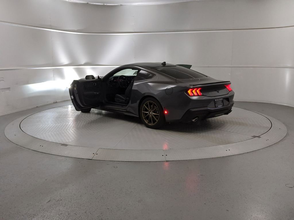 New 2025 Ford Mustang Coupe image 10