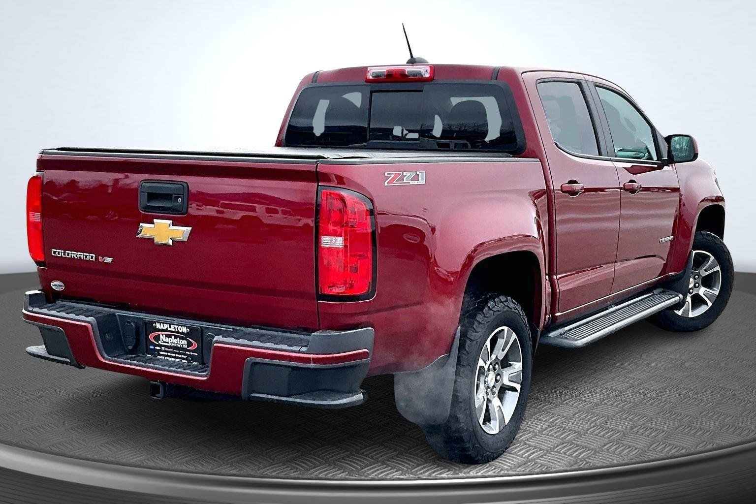 Used 2018 Chevrolet Colorado Z71 image 2