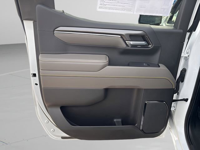 Used 2023 Chevrolet Silverado 1500 ZR2 w/ Technology Package image 17