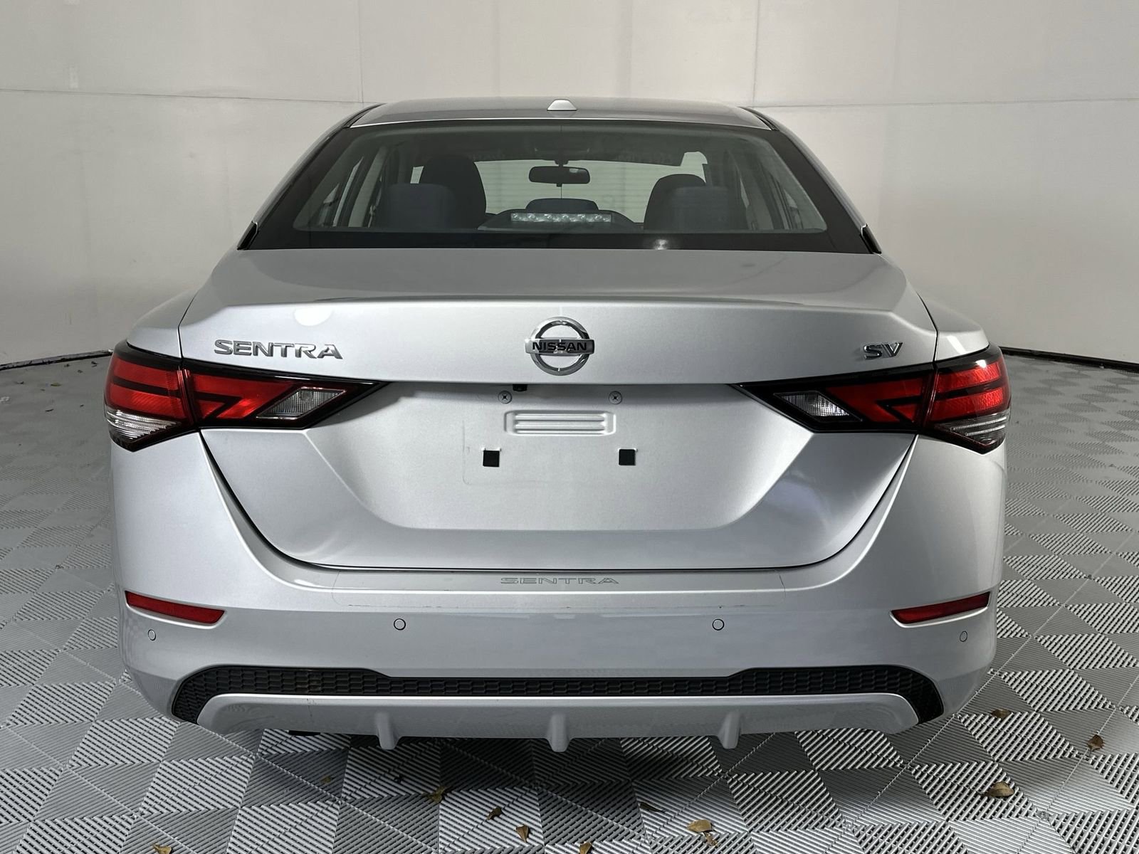 Used 2023 Nissan Sentra SV image 7