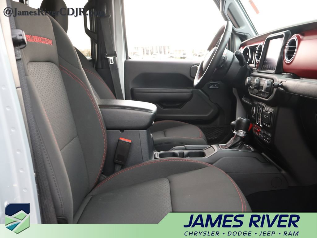 Used 2023 Jeep Gladiator Rubicon w/ Cold Weather Group image 9