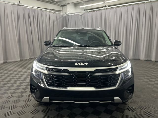 Certified 2024 Kia Seltos S image 3