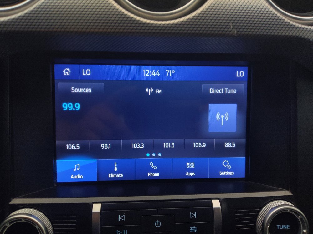 Used 2020 Ford Mustang Premium RWD image 25