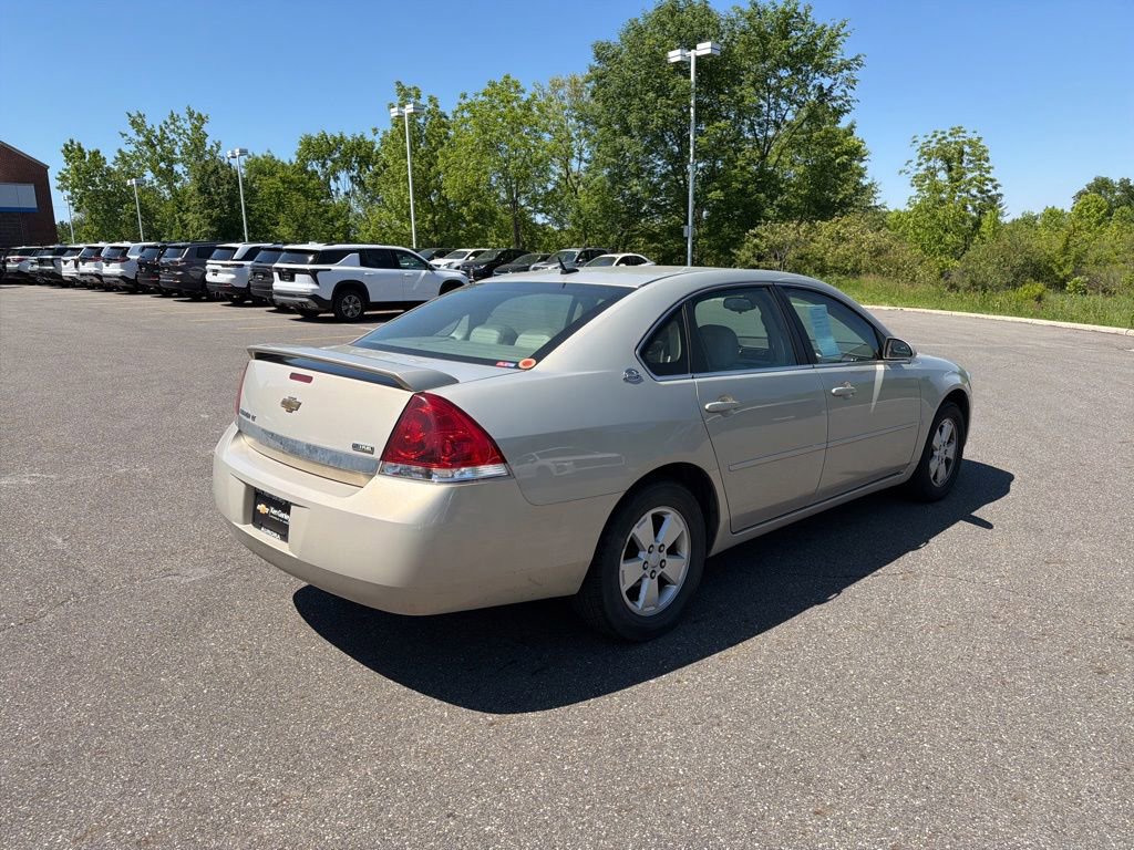 Used 2008 Chevrolet Impala LT w/ Luxury Edition Package FWD image 9