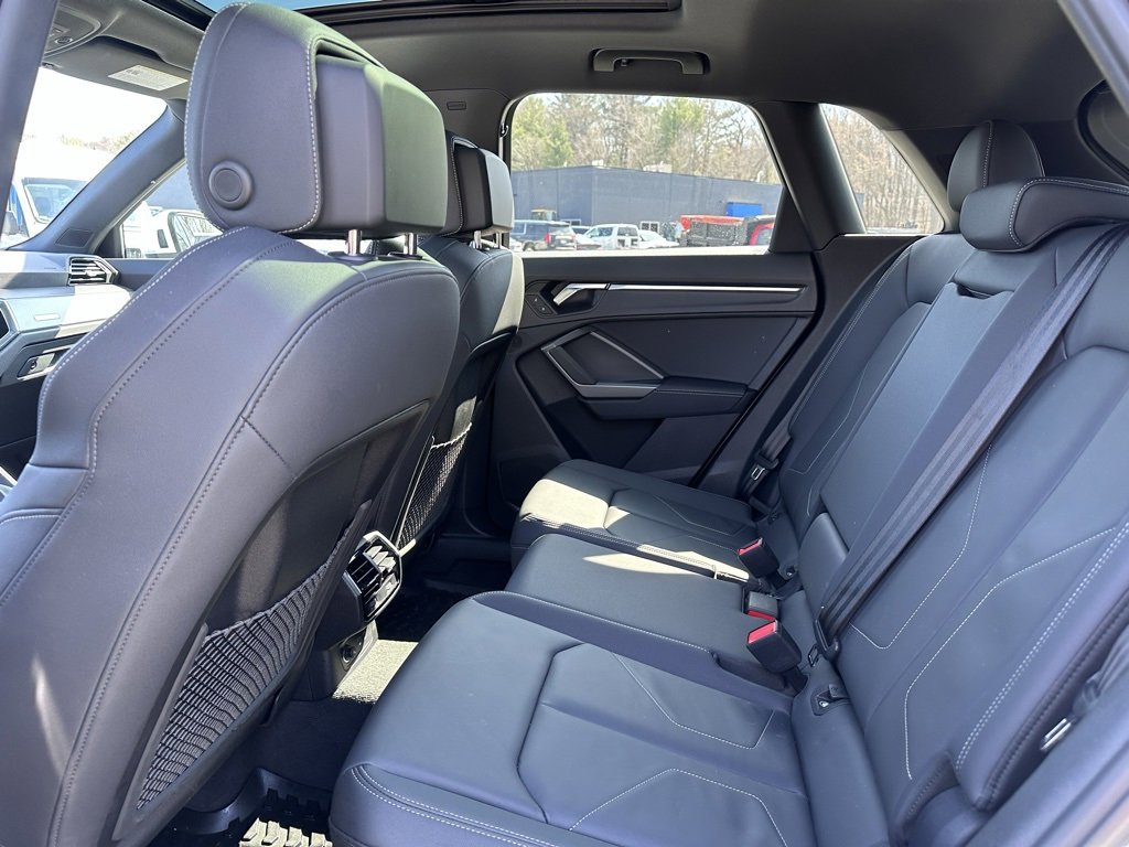 Used 2025 Audi Q3 2.0T Premium w/ Convenience Package image 20