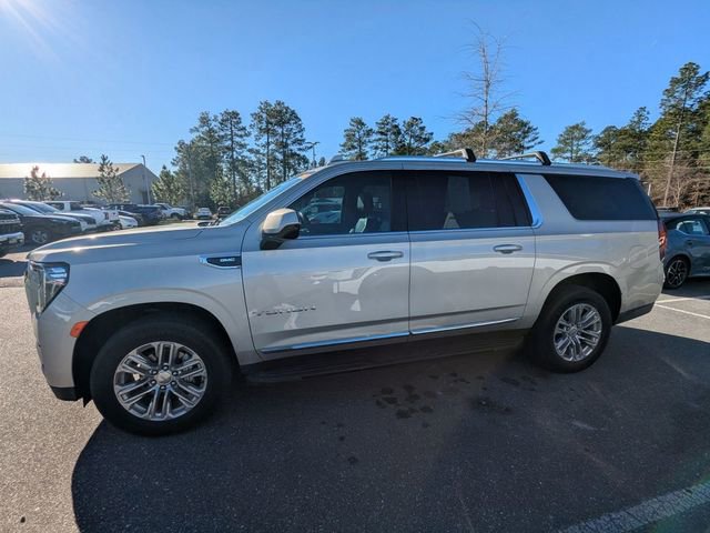 Used 2023 GMC Yukon XL SLT image 7