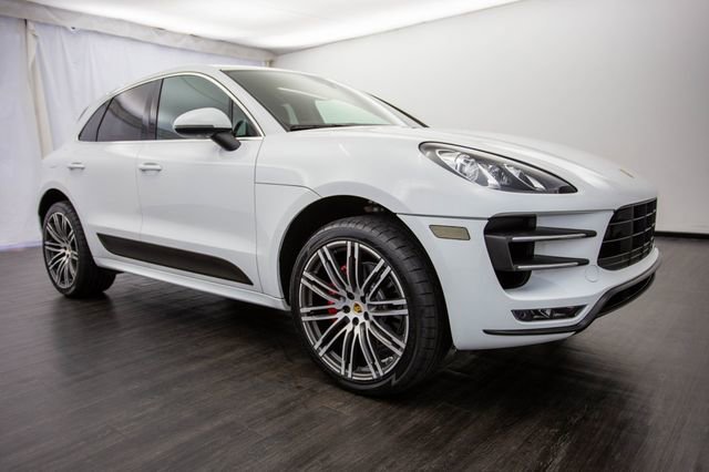 Used 2015 Porsche Macan Turbo image 28