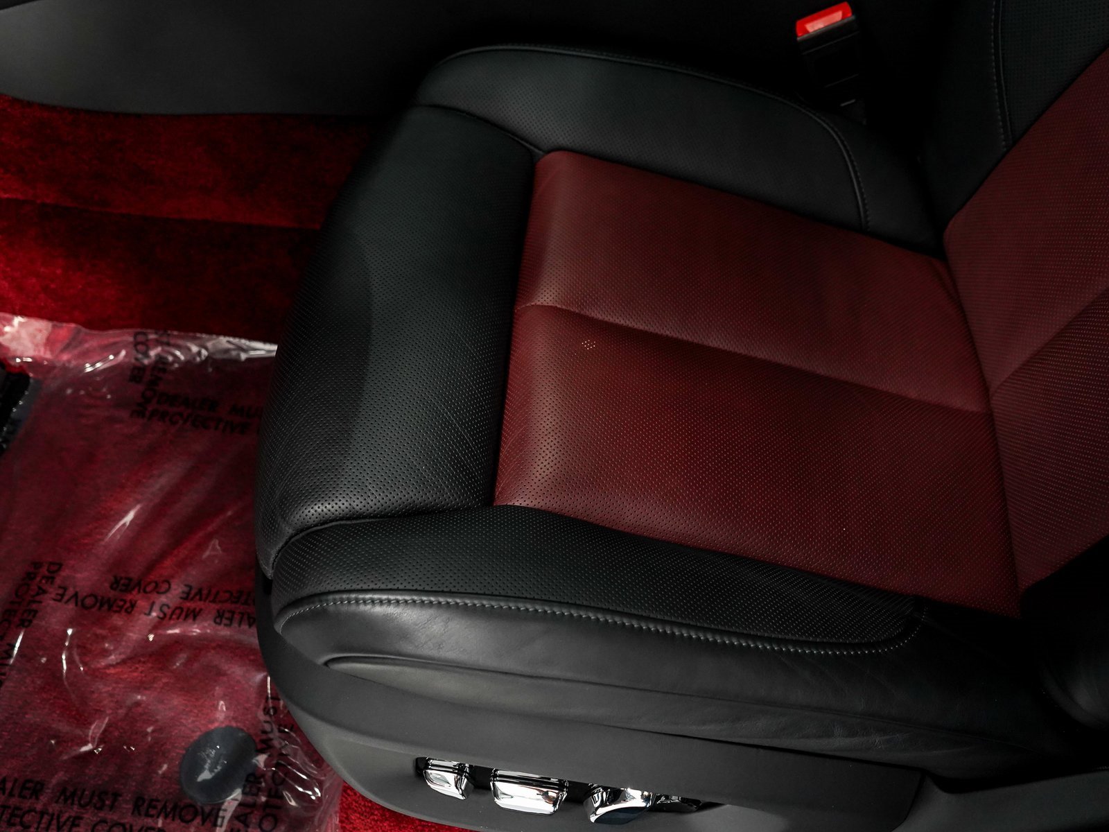 Certified 2022 Rolls-Royce Cullinan image 20