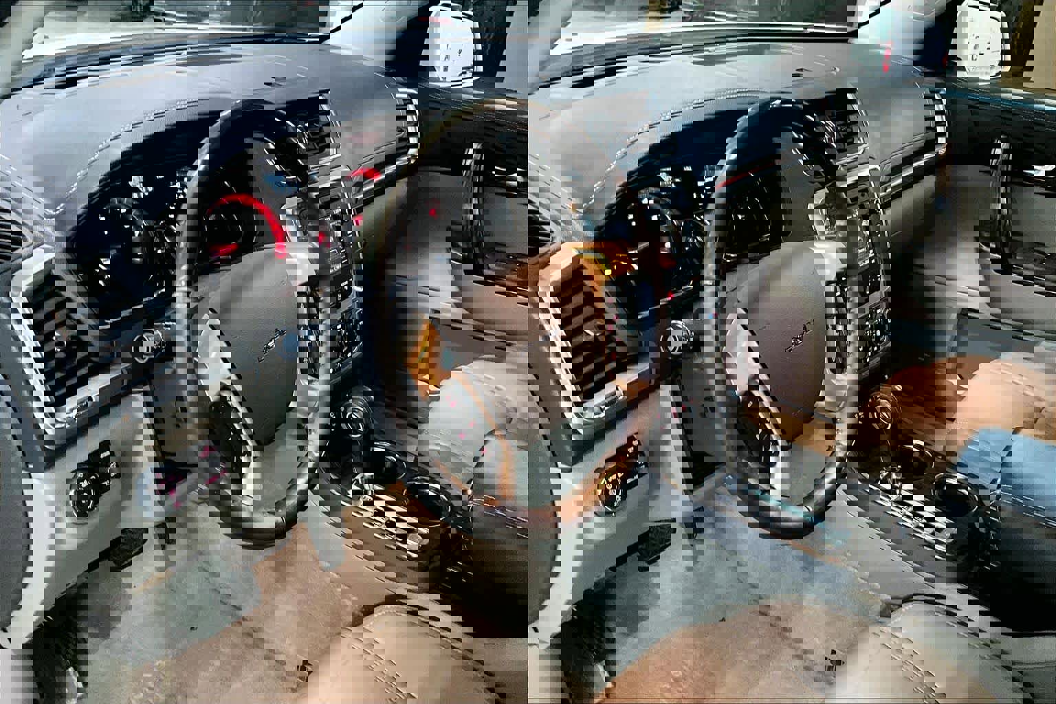 Used 2014 GMC Acadia Denali image 18