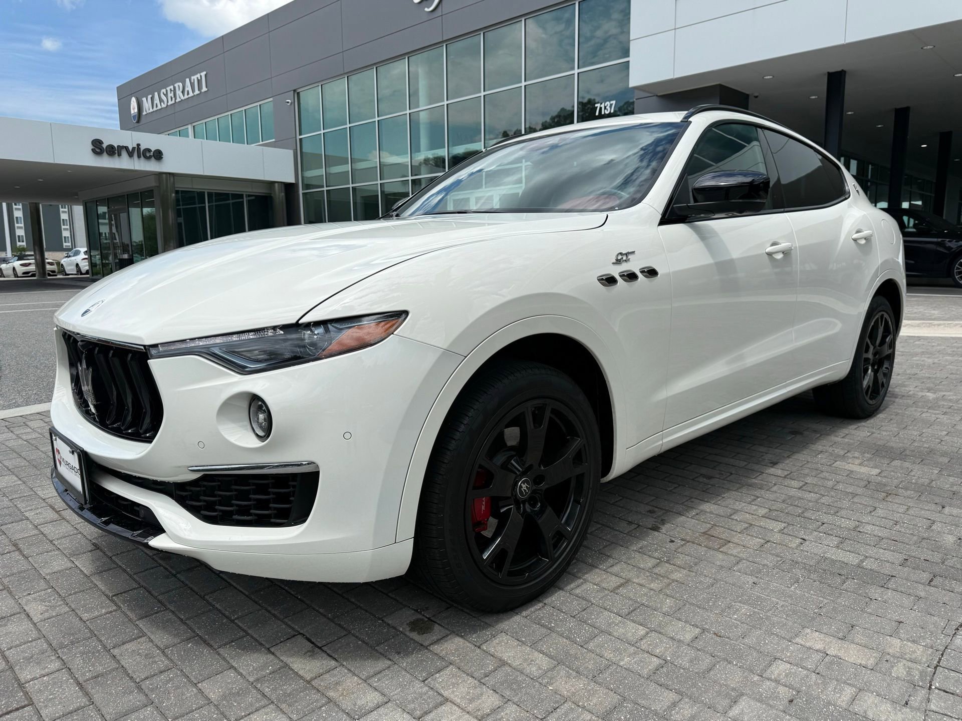 Used 2022 Maserati Levante GT image 9