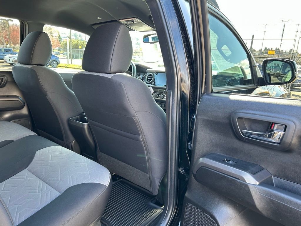 Certified 2022 Toyota Tacoma TRD Sport w/ Black Out Package (TMS) AWD/4WD image 13