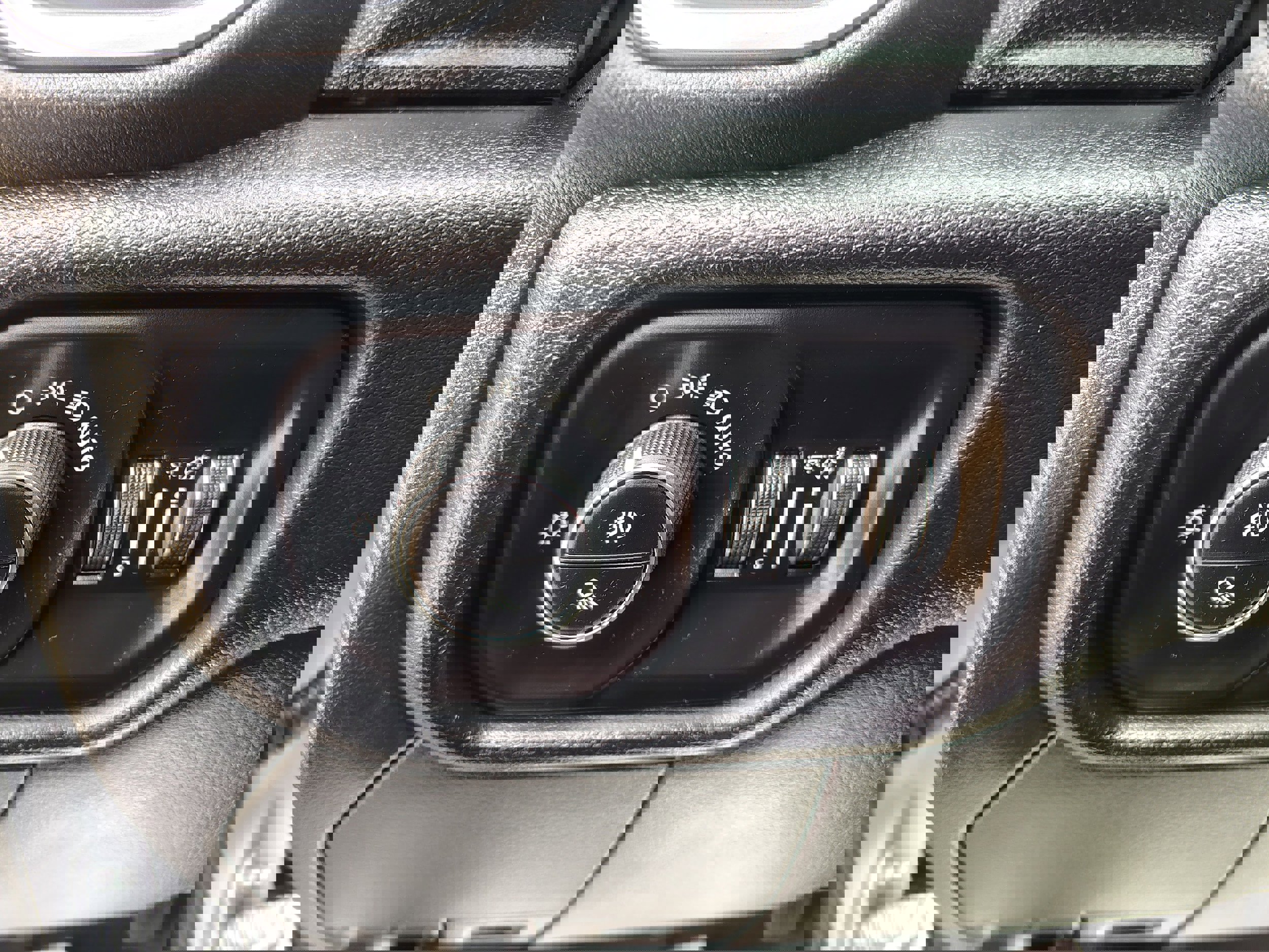 Certified 2026 RAM 2500 Laramie image 28