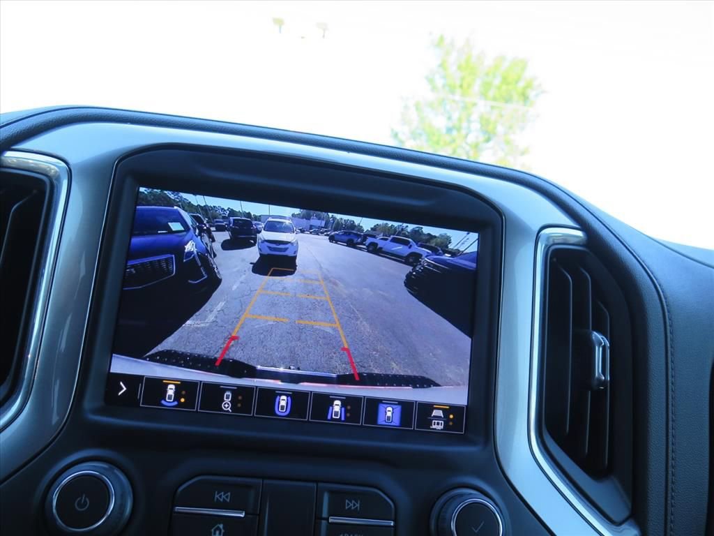 Used 2022 Chevrolet Silverado 2500 LTZ w/ LTZ Plus Package image 12