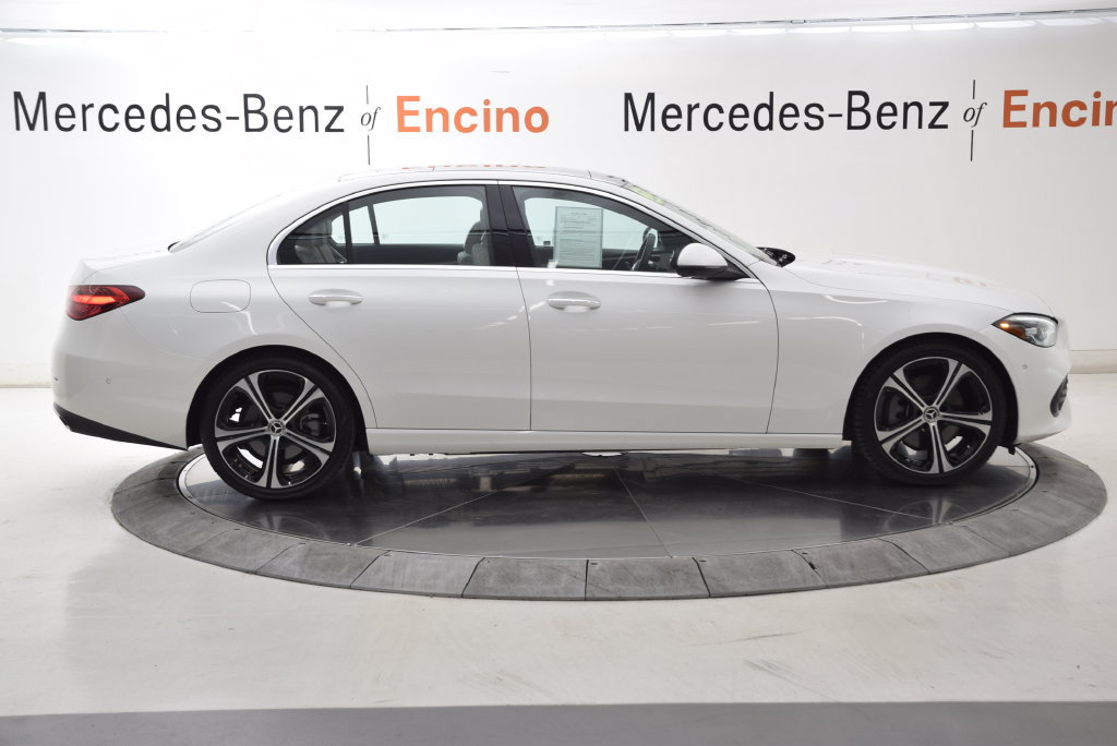 Used 2023 Mercedes-Benz C 300 Sedan image 7