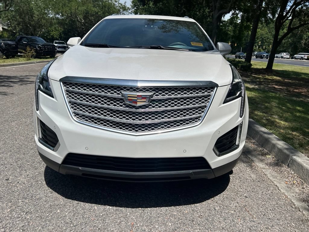 Used 2019 Cadillac XT5 Premium Luxury FWD image 3