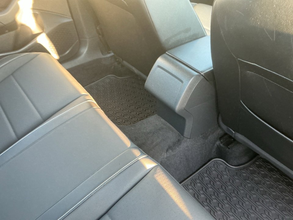 Certified 2022 Volkswagen Jetta SE image 33