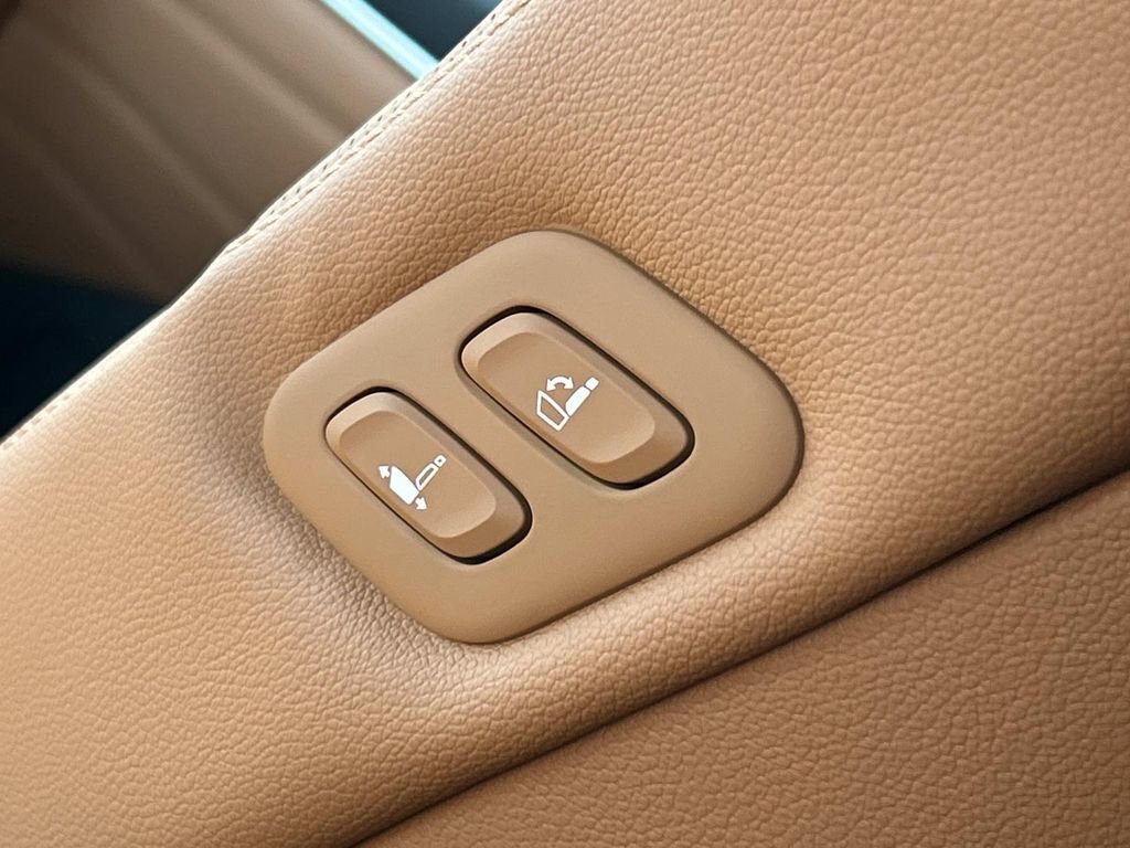 New 2026 Genesis GV80 2.5T Advanced image 24