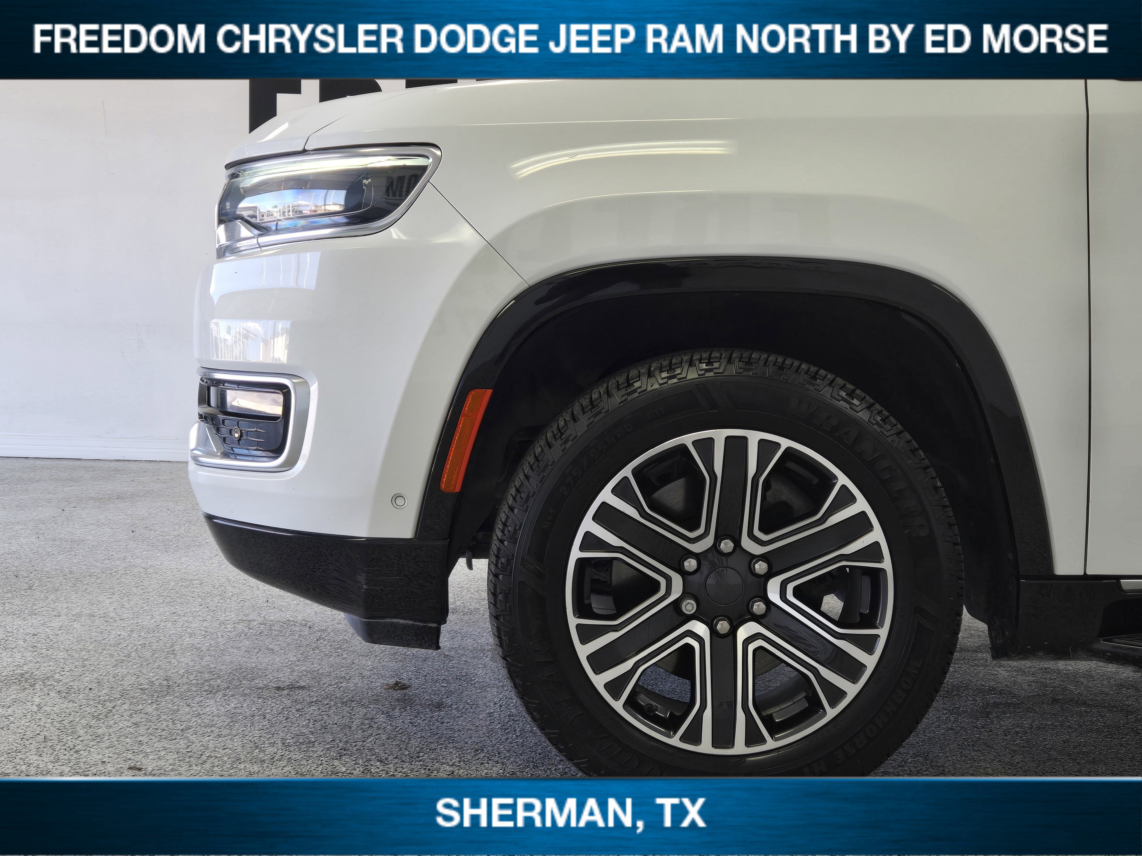 Used 2024 Jeep Wagoneer 4WD w/ Premium Group I image 6