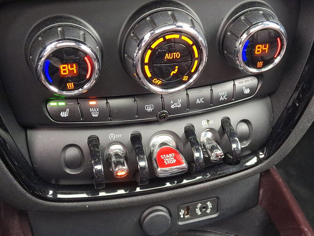 Used 2016 MINI Cooper Clubman S image 12